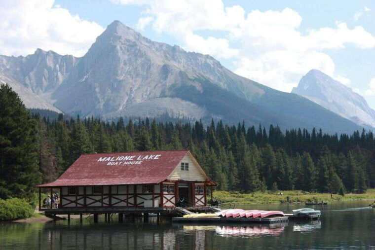 banff-and-jasper-2-day-unforgettable-tour-from-calgary