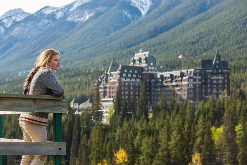 banff-banff-town-gondola-and-johnston-canyon-day-tour