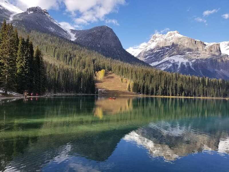 Banff/Calgary: Lake Louise, Moraine Lake and Emerald Lake - Who Will Love This Tour?