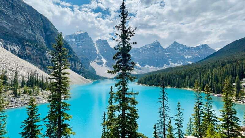 banff-calgary-private-tour-of-banff-and-yoho-national-parks