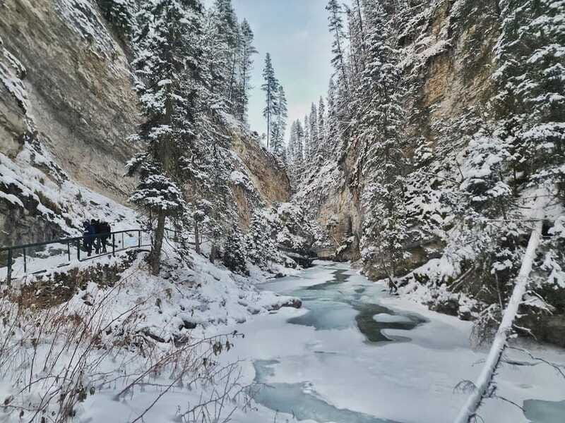banff-canmore-johnston-canyon-marble-canyon