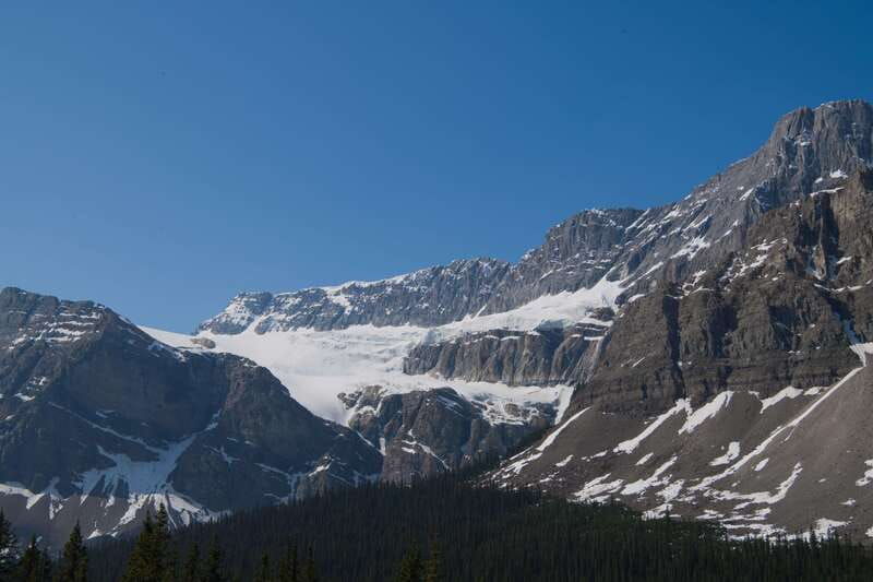 banff-day-tour-lake-louise-moraine-lake-and-peyto-lake