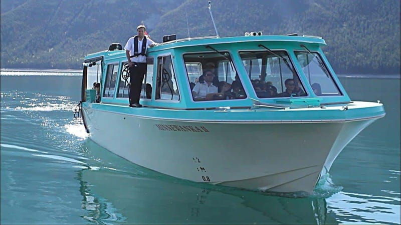 banff-gondola-hot-spring-and-three-lakes-tour