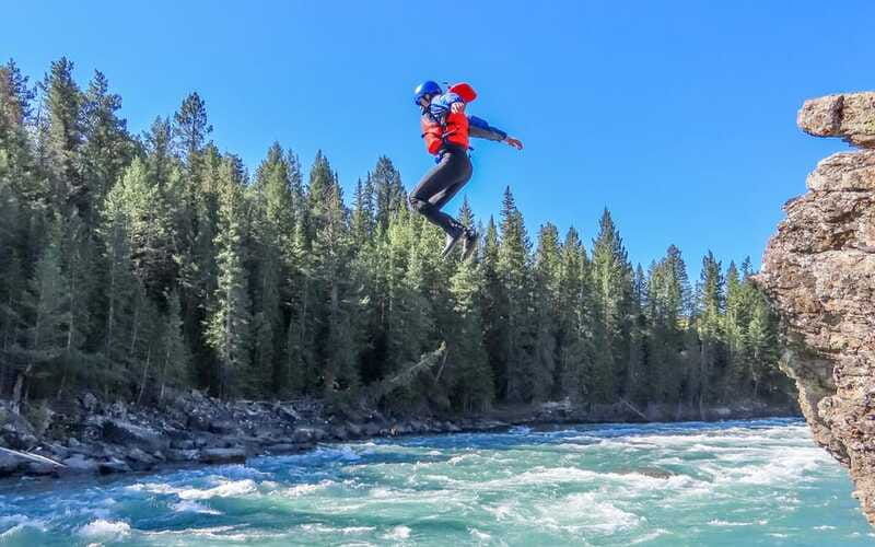 banff-horseshoe-canyon-whitewater-rafting-tour
