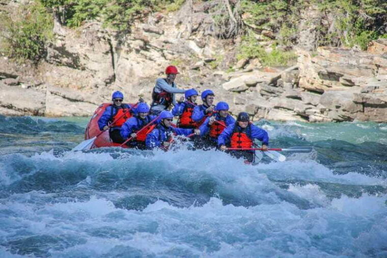 banff-horseshoe-canyon-whitewater-rafting-tour