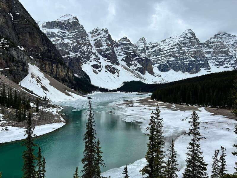 banff-lake-louise-and-moraine-lake-half-day-tour