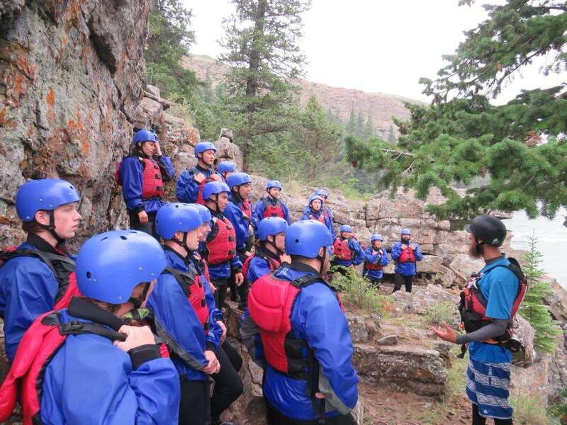 banff-morning-whitewater-rafting-tour-in-horseshoe-canyon
