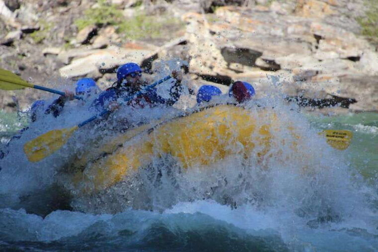banff-morning-whitewater-rafting-tour-in-horseshoe-canyon