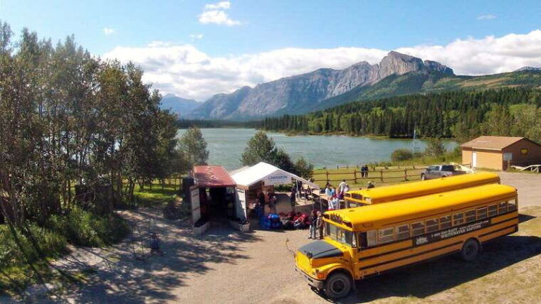 banff-morning-whitewater-rafting-tour-in-horseshoe-canyon
