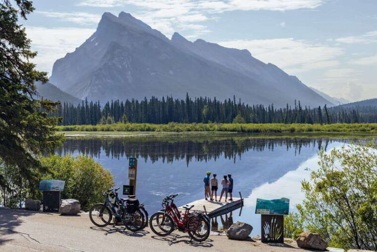 banff-mountain-lakeside-guided-e-bike-tour