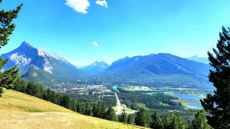 banff-private-full-day-tour-lake-louise-gondola-more