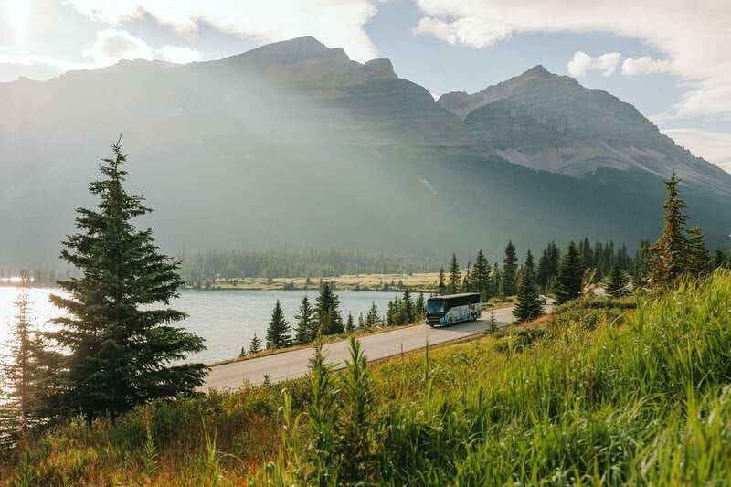 banff-sightseeing-lake-minnewanka-cruise-and-banff-gondola