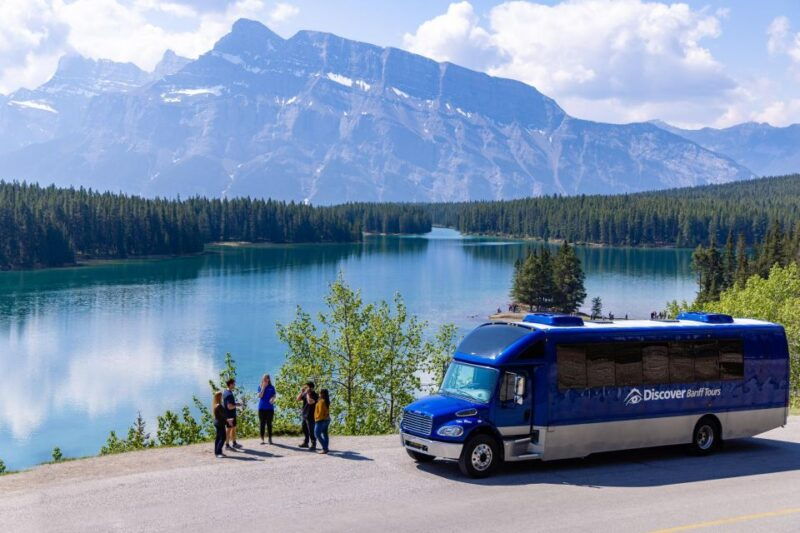 banff-wildlife-and-sightseeing-minibus-tour