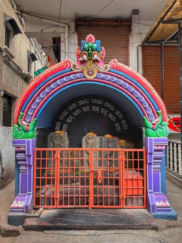 Bangalore Heritage Walking Tour: 1791 Stories & the Old Fort - Authentic Experiences and Local Guides