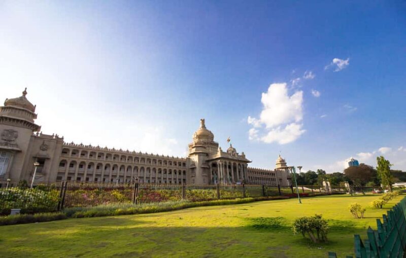 Bangalore: Private Guided City Sightseeing Tour by Car - Key Points