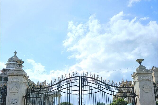 Bangalore Scavenger Hunt and Sights Self-Guided Tour - FAQs