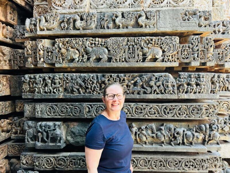 Bangalore: Shravanabelagola + UNESCO Belur & Halebeedu Tour - A Full-Day Dive into Karnataka’s Artistic and Religious Heritage