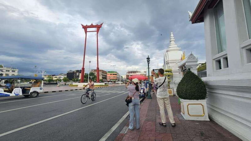 bangkok-3-remarkable-temples-walking-tour