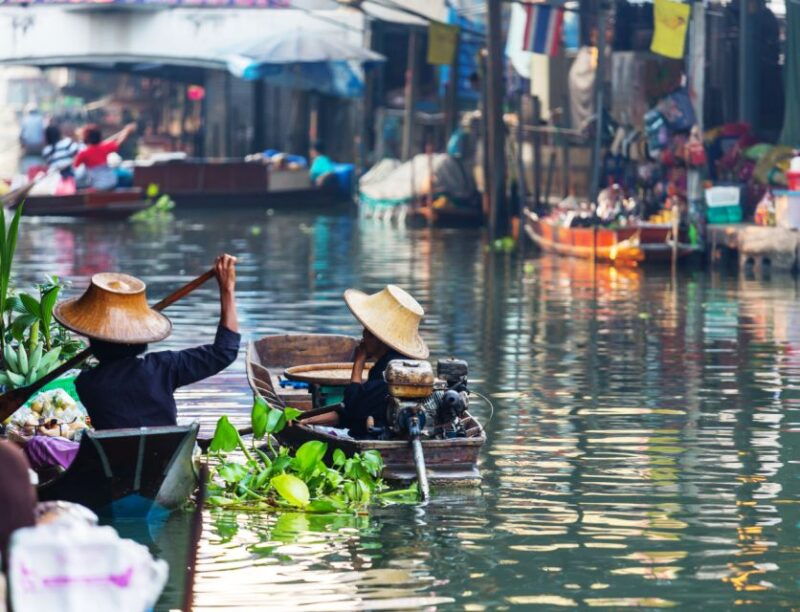 bangkok-amphawa-floating-railway-markets-guided-day-tour