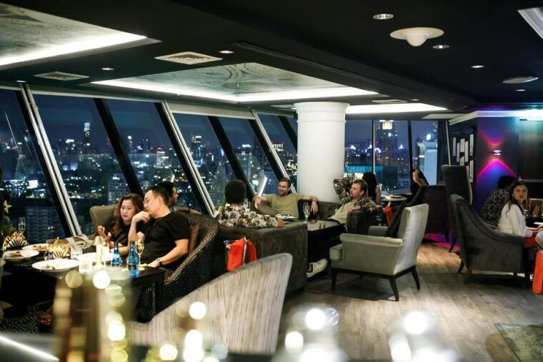 bangkok-axis-spin-sky-lounge-bar-rooftop