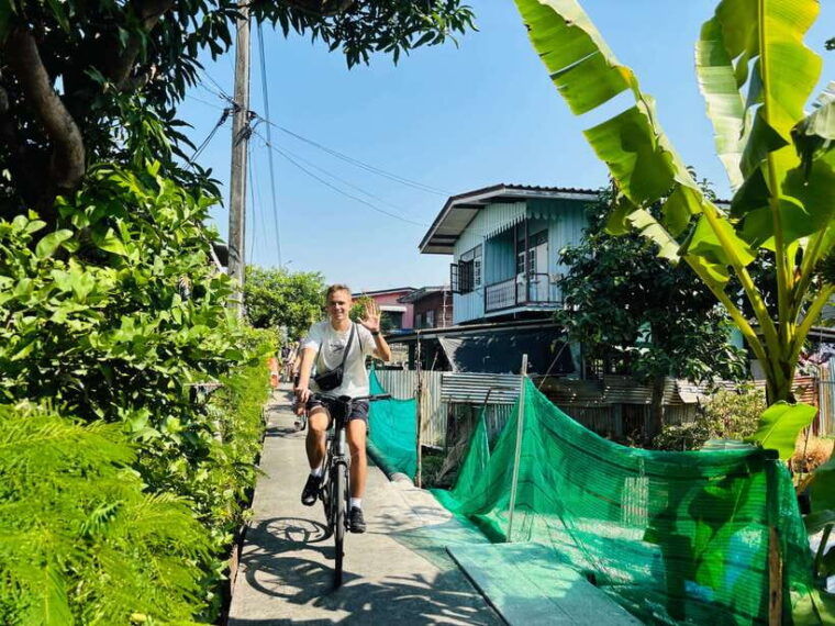 bangkok-backstreets-and-hidden-gems-bike-tour