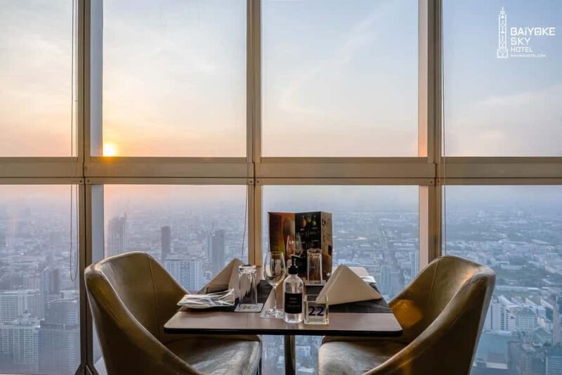 Bangkok: Baiyoke Sky Dinner Buffet Crystal Grill 82nd Floor - Key Points