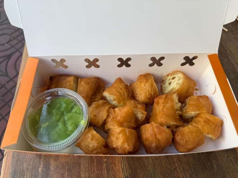 Bangkok: Banglamphu 12+ Street Food & Riverside with boat - FAQ