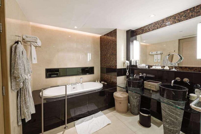 bangkok-banyan-tree-hotel-staycation-packages