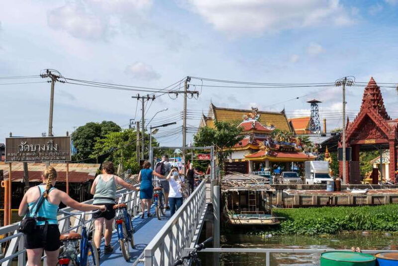 bangkok-beyond-the-city-bike-tour-with-local-snack