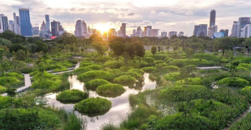 bangkok-bicycle-rental-benjakitti-park