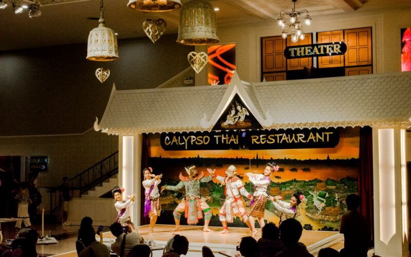 bangkok-calypso-with-thai-classical-dance