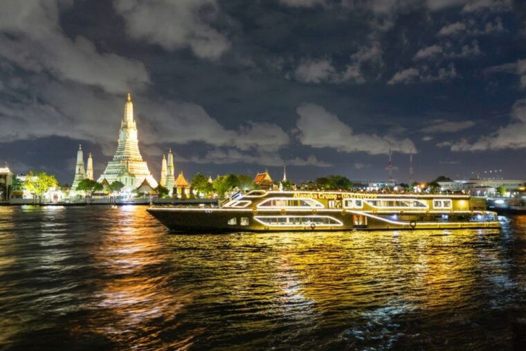 bangkok-chao-phraya-alangka-cruise-at-icon-siam