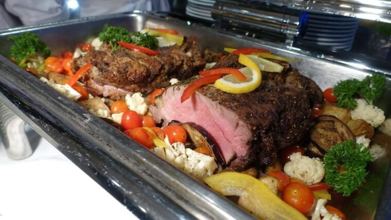 bangkok-chao-phraya-princess-dinner-cruise