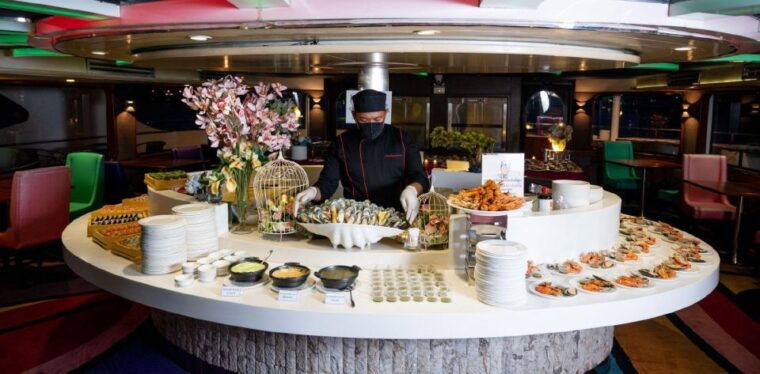 bangkok-chao-phraya-river-luxury-dinner-cruise-and-transfer