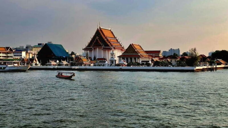 Bangkok : Chaophraya Booze Cruise  Drinks Onboard - Practical Tips for Your Cruise