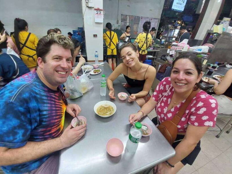 bangkok-chinatown-food-tour-with-michelin-food-stalls