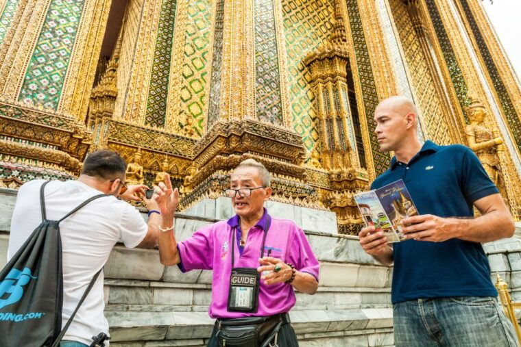 bangkok-city-highlights-temple-and-market-walking-tour