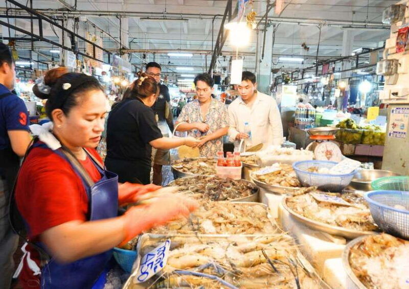 bangkok-cooking-class-tuk-tuk-ride-market-tour