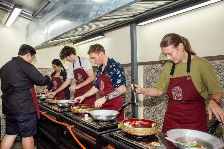 bangkok-cooking-class-with-market-visit-tuk-tuk-ride