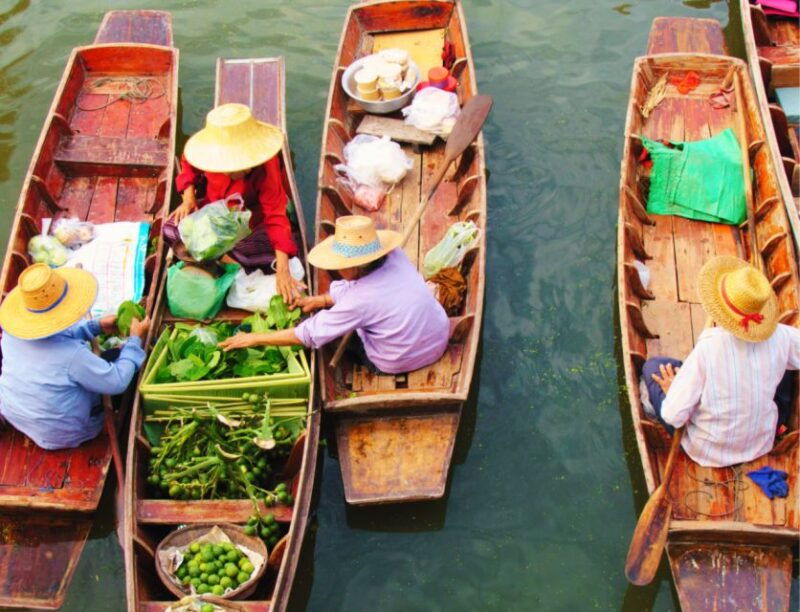 bangkok-damnoen-saduak-floating-market-train-market-tour-2