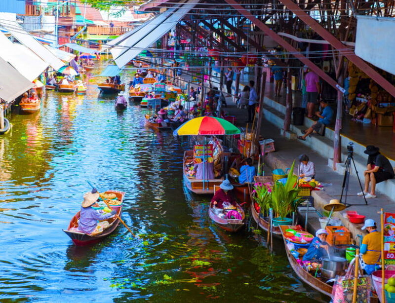 bangkok-damnoen-saduak-floating-train-market-private-tour