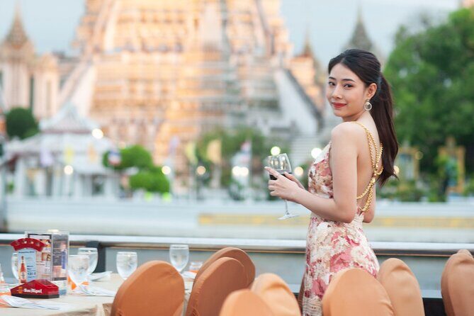 Bangkok Dinner Cruise on the Chao Phraya River - An Honest Look at the Experience