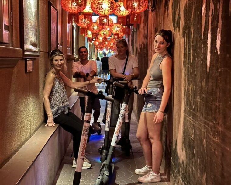 bangkok-electric-scooter-tour-by-night