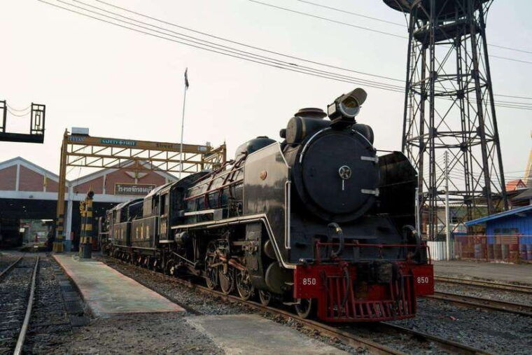 bangkok-electric-tuk-tuk-food-tour-thonburi-wang-lang