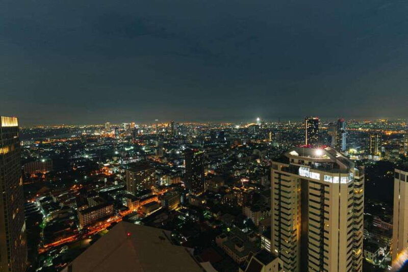 bangkok-enjoy-fine-thai-food-with-panoramic-rooftop-views