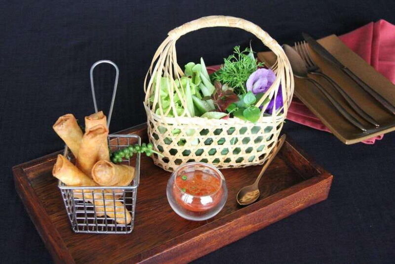 bangkok-enjoy-fine-thai-food-with-panoramic-rooftop-views