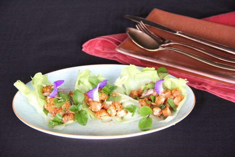 bangkok-enjoy-fine-thai-food-with-panoramic-rooftop-views