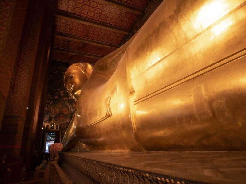 bangkok-evening-tour-with-wat-arun-wat-pho-tuk-tuk-ride