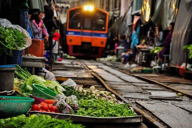 Bangkok floating and Railway Market group tour - A Closer Look at the Itinerary