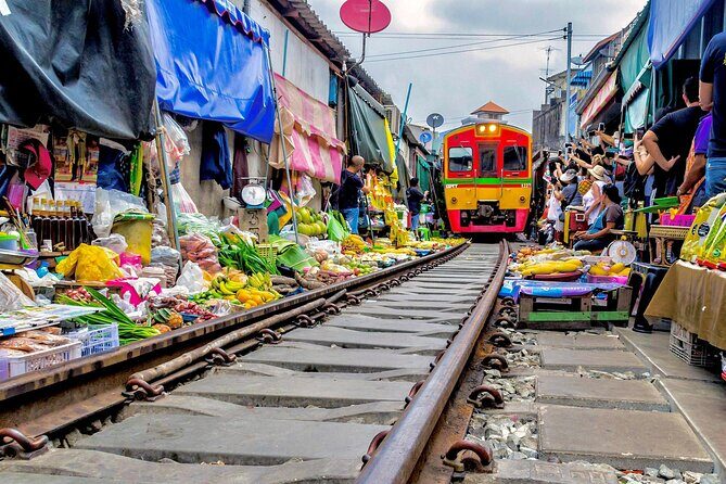Bangkok: Floating Market and Train Market Experience - Key Points